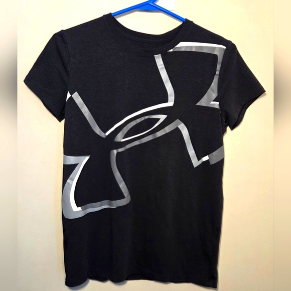 ⭐️Under Armor Classic Black T-Shirt Size Small - Picture 1 of 3